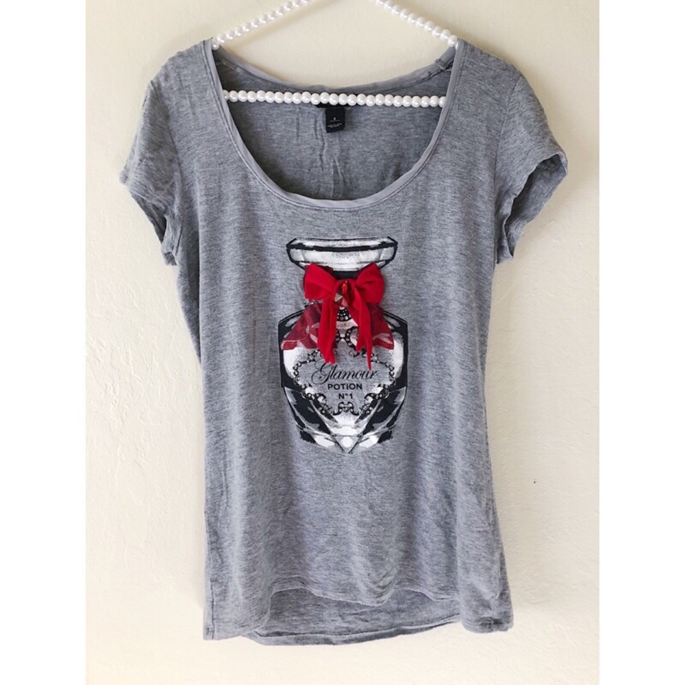 White House Black Market red-ribbon wide scoop tee